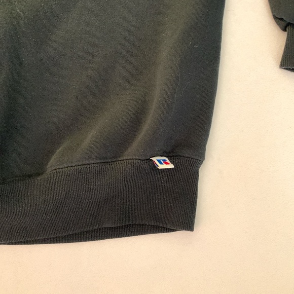 VINTAGE FADED BLACK RUSSELL ATHLETIC CREWNECK SWEATSHIRT SIZE MEDIUM - Picture 3 of 8